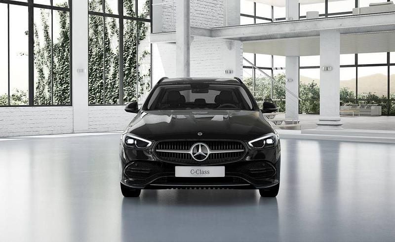 Gebraucht Mercedes C220 200 PS (147 kW) 2023 Schwarz Limousine