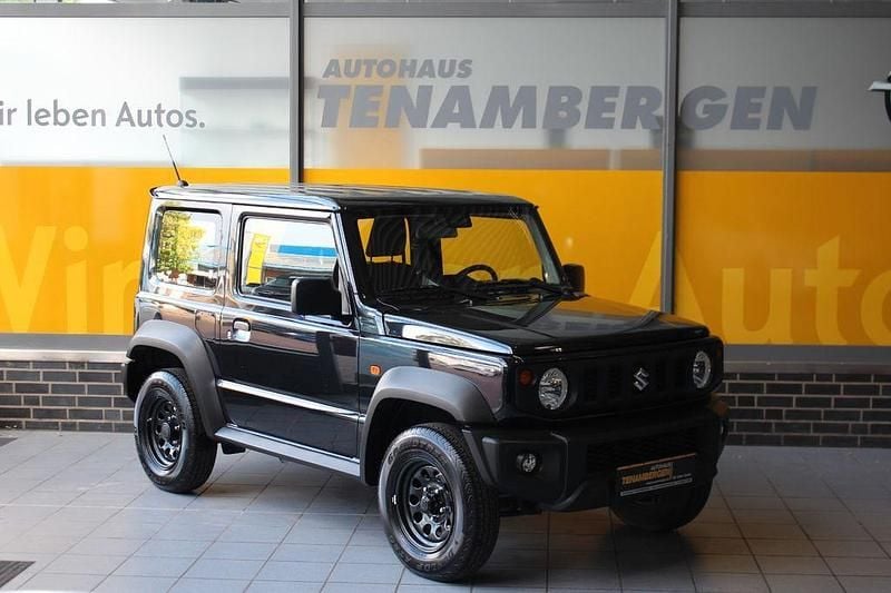 Schwarz Gebraucht 2023 Suzuki Jimny SUV | 30.900 € (Fairer Preis) - Bild 1/4