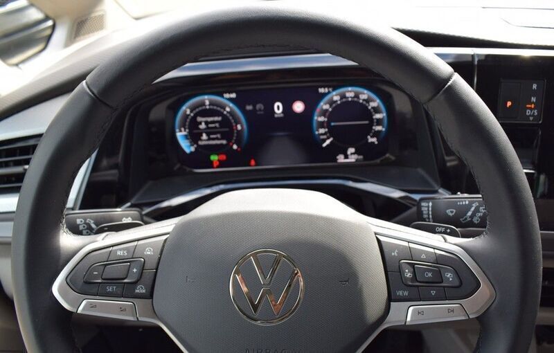 Gebraucht VW T7 Beach 150 PS (110 kW) 2024 Weiß Van