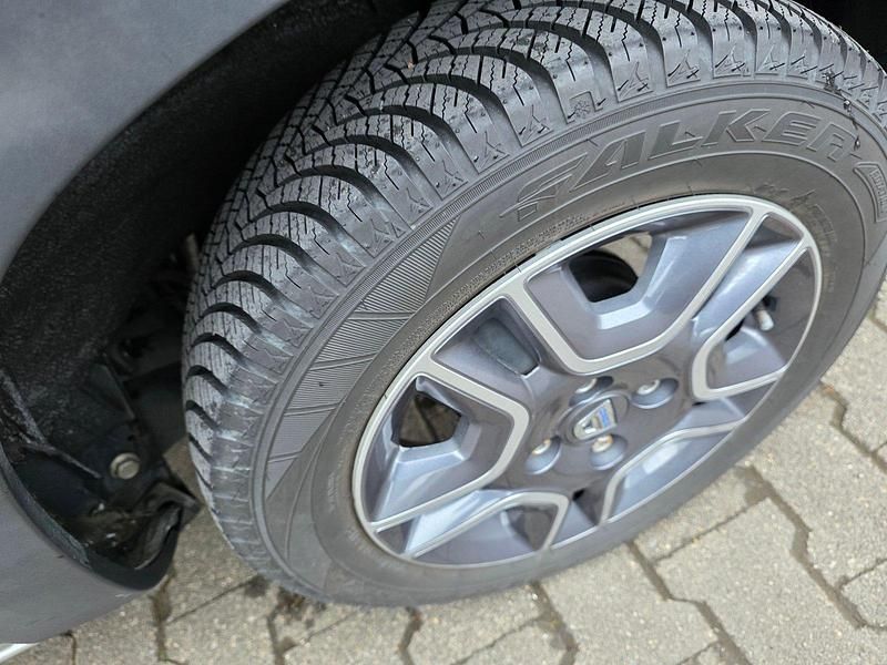 Gebraucht Dacia Spring 33 kW (45 PS) 2021 Silber Kleinwagen