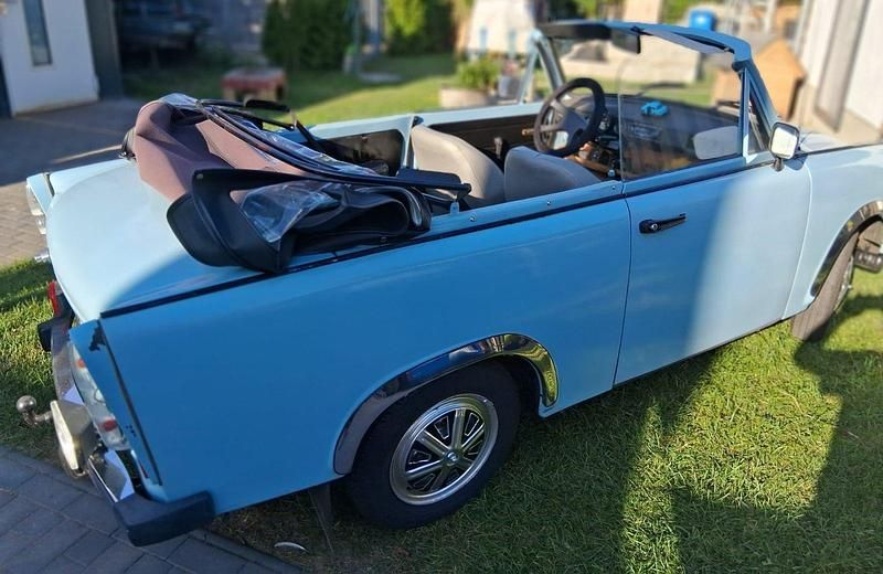 Blau Gebraucht 1985 Trabant 601 Cabrio | 6.500 € - Bild 1/4