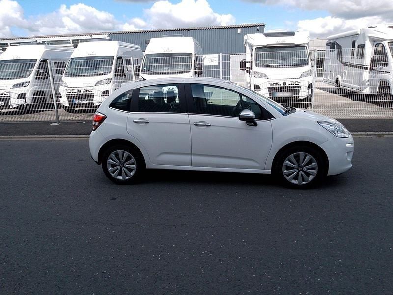 Gebraucht Citroën C3 PureTech 68 PS (50 kW) 2014 Weiß Kleinwagen