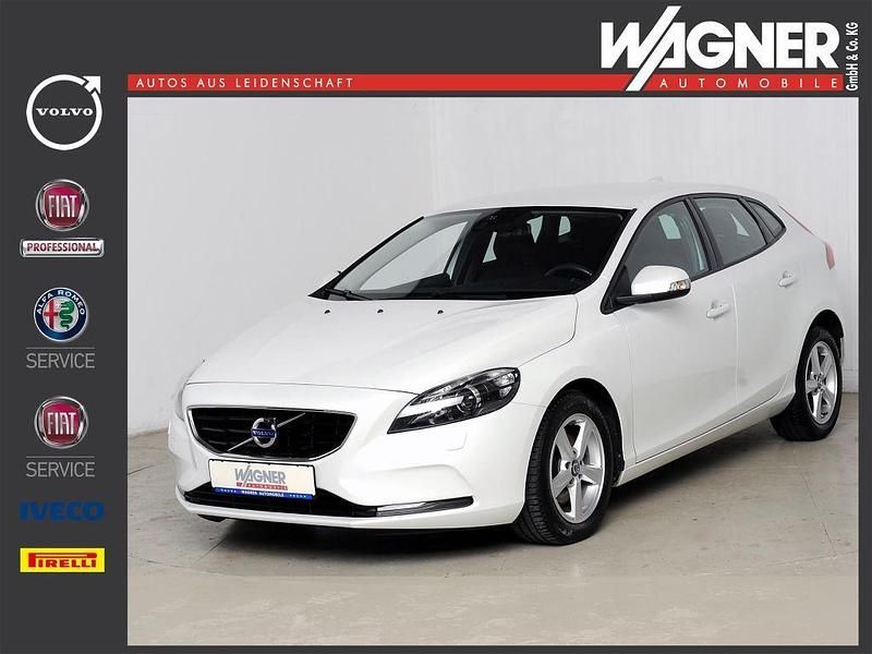 Weiß Gebraucht 2014 Volvo V40 You! Kombi | 12.820 € (Etwas zu teuer) - Bild 1/4