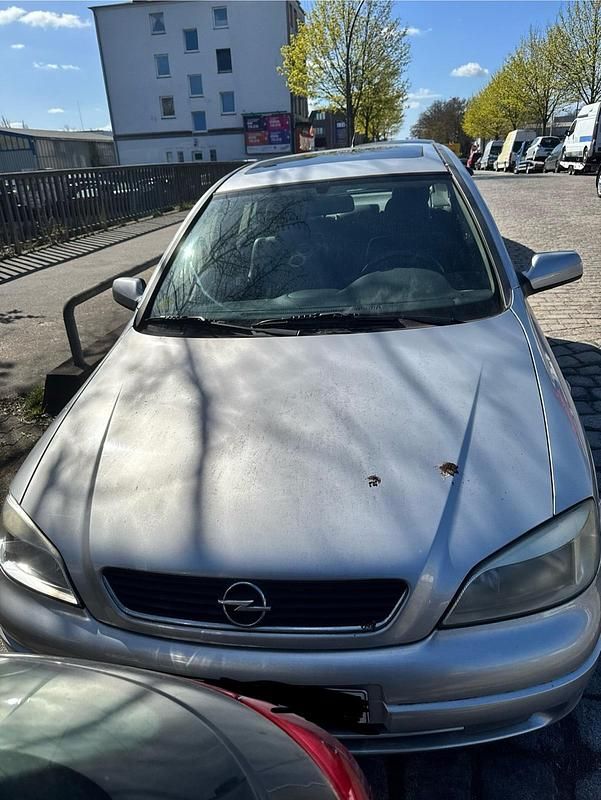 Gebraucht Opel Astra 115 PS (84 kW) 1999 Silber Limousine