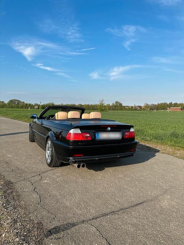 Gebraucht BMW 323 M Sport 170 PS (125 kW) 2000 Schwarz Cabrio