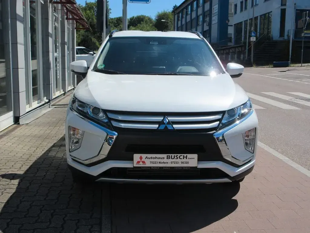 Gebraucht Mitsubishi Eclipse Cross Spirit 163 PS (119 kW) 2021 Weiß SUV