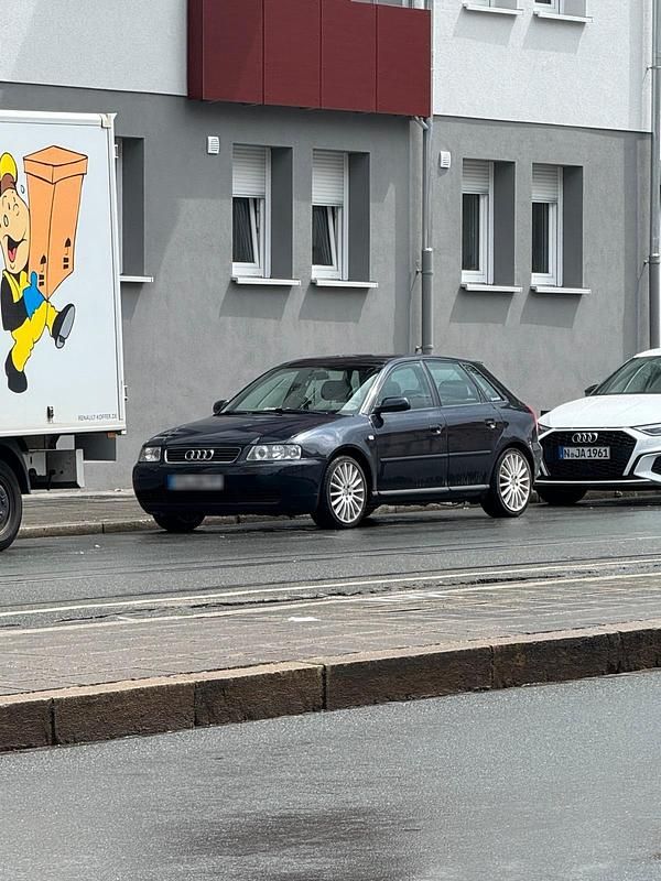 Usata Audi A3 102 CV (75 kW) 2002 Blu Utilitaria