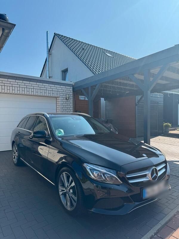 Schwarz Gebraucht 2015 Mercedes C220 Kombi | 16.999 € (Fairer Preis) - Bild 1/4