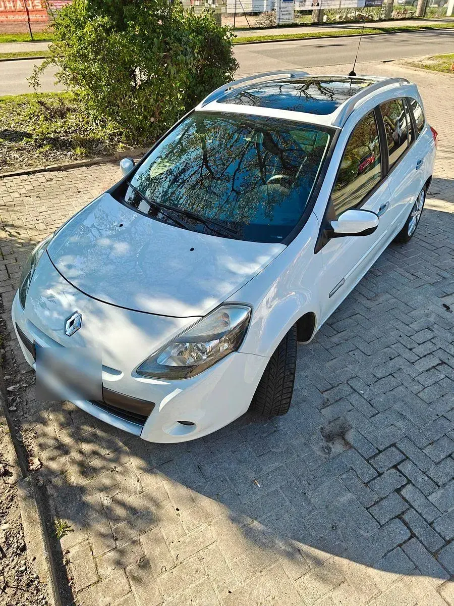 Gebraucht Renault Clio GrandTour Dynamique 88 PS (64 kW) 2009 Weiß Kombi