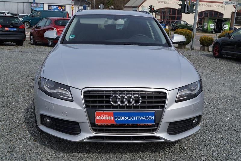 Gebraucht Audi A4 Attraction 179 PS (131 kW) 2011 Silber Kombi