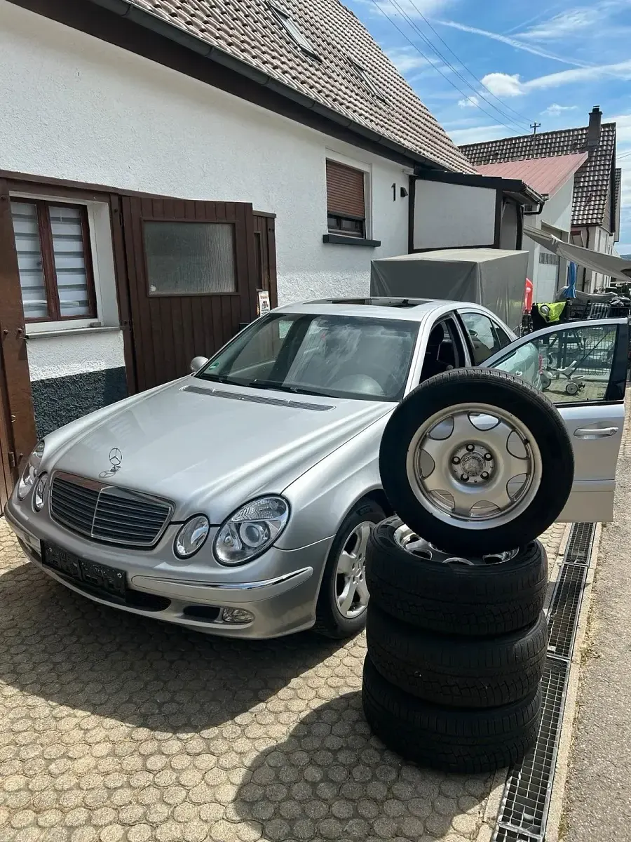 Gebraucht Mercedes E220 2002 Limousine