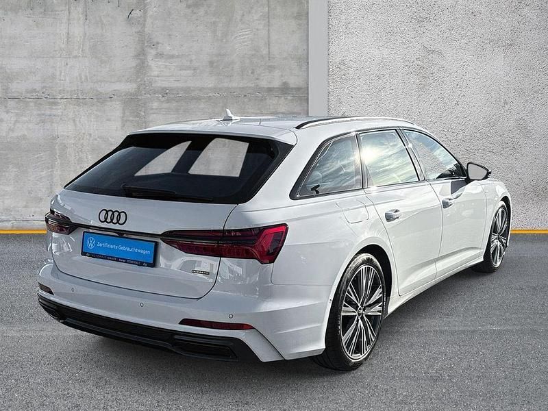 Gebraucht Audi A6 S-Line 299 PS (219 kW) 2022 Außenfarbe: Kombi