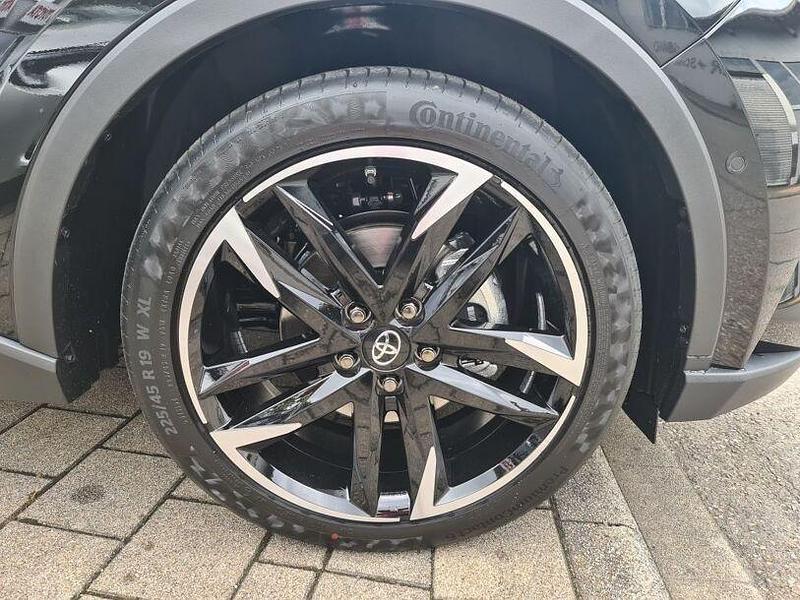 Gebraucht Toyota C-HR Sport 184 PS (135 kW) 2023 Schwarz SUV