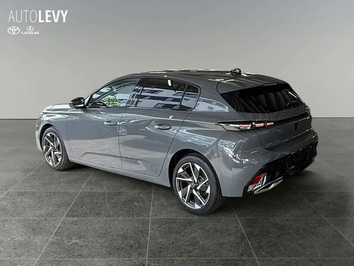 Neu Peugeot 308 Allure 131 PS (96 kW) 2025 Grau Limousine