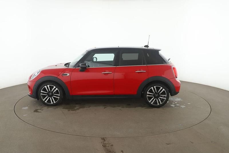 Gebraucht Mini Cooper 136 PS (100 kW) 2019 Rot Kleinwagen