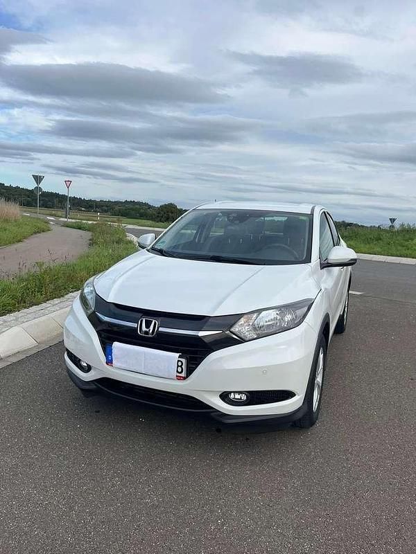 Weiß Gebraucht 2016 Honda HR-V Elegance SUV | 13.500 € (Fairer Preis) - Bild 1/4