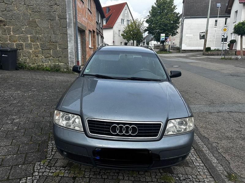 Grau Gebraucht 2000 Audi A6 Kombi | 600 € - Bild 1/4