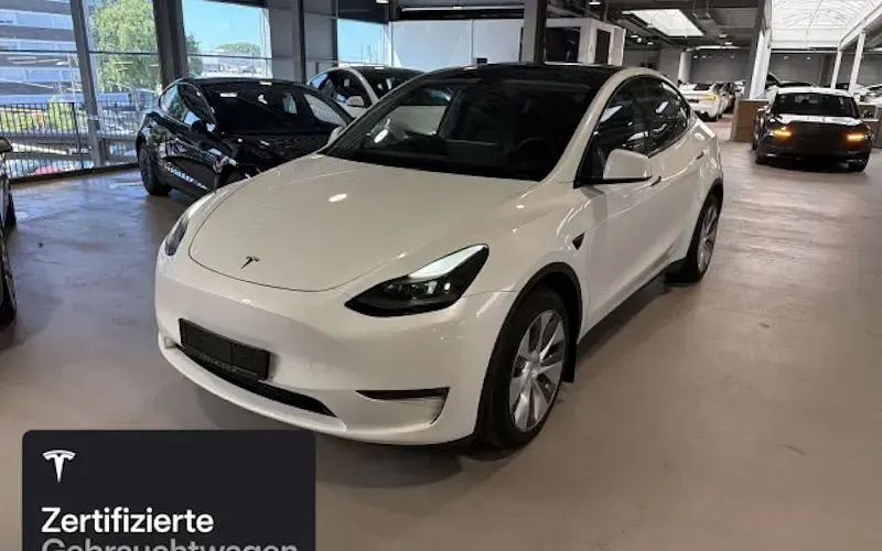 Gebraucht Tesla Model Y 273 kW (372 PS) 2023 Weiß SUV
