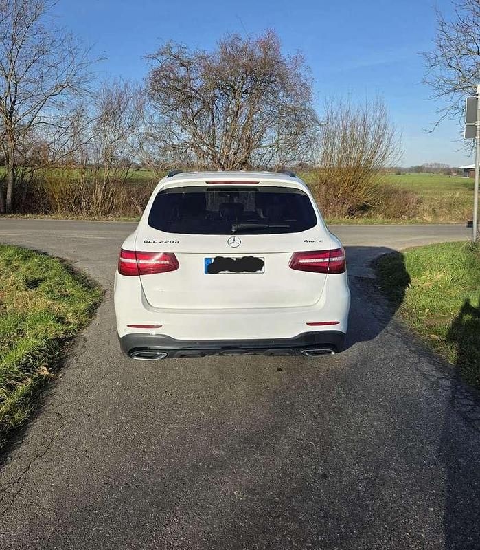 Gebraucht 2018 Mercedes GLC220 AMG line SUV | 28.000 € (Teuer) - Bild 1/4