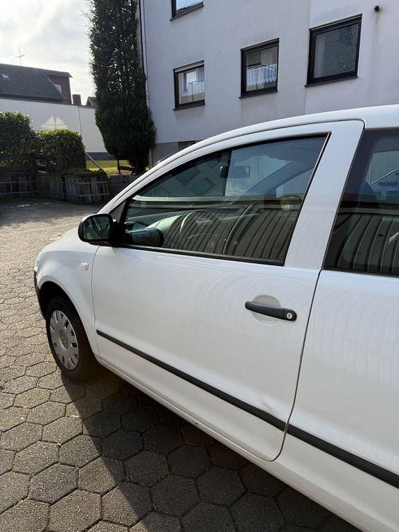 Gebraucht VW Fox 69 PS (50 kW) 2007 Weiß Kleinwagen