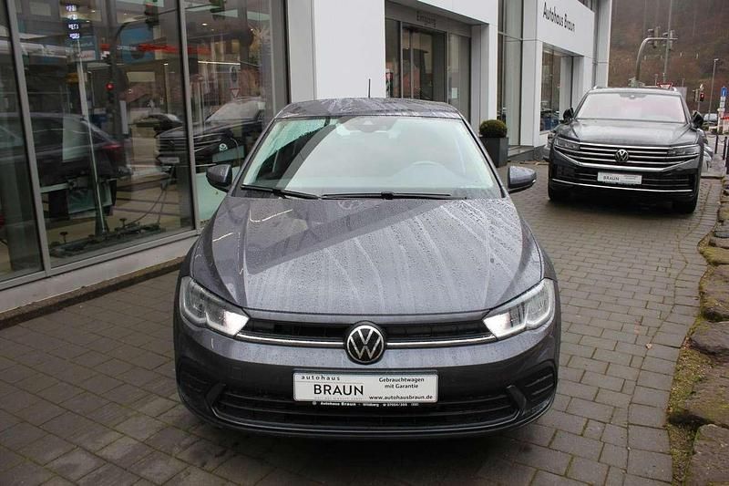Gebraucht VW Polo Life 95 PS (69 kW) 2022 Rauchgrau Kleinwagen