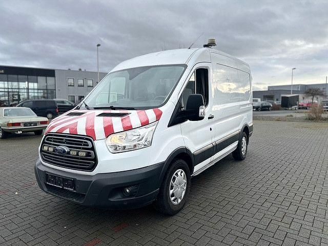Weiß Gebraucht 2018 Ford Transit Trend Limousine | 12.850 € (Guter Preis) - Bild 1/4