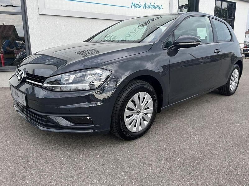 Second-hand VW Golf VII Trendline 86 CP (63 kW) 2018 Gri Berlinǎ