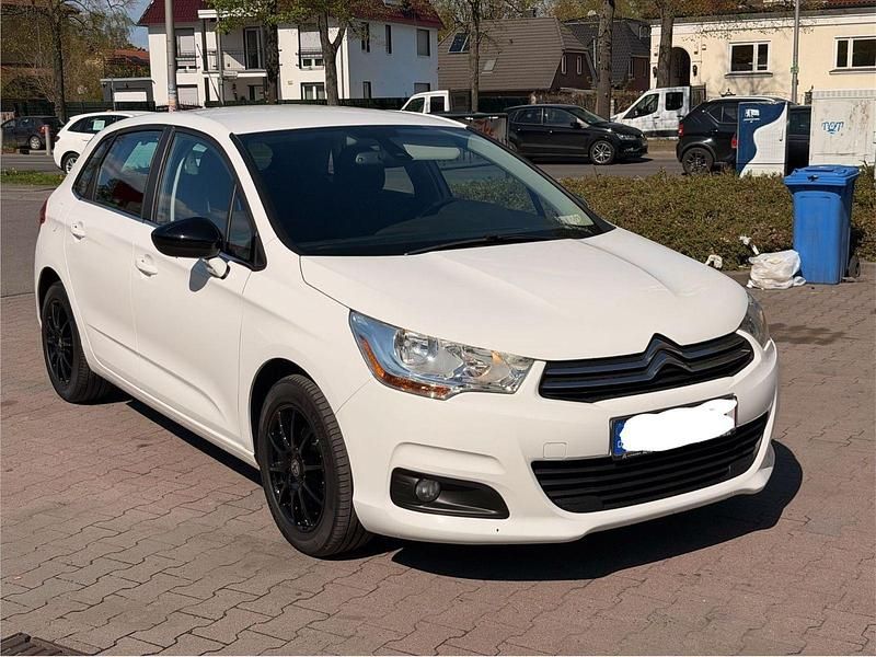 Second-hand Citroën C4 SELECTION 114 CP (83 kW) 2014 Berlinǎ