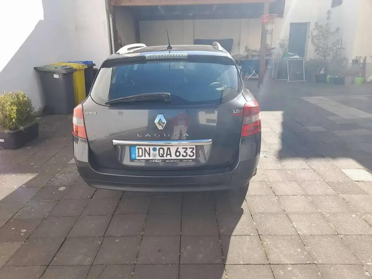Gebraucht Renault Laguna III 110 PS (80 kW) 2010 Grau Kombi