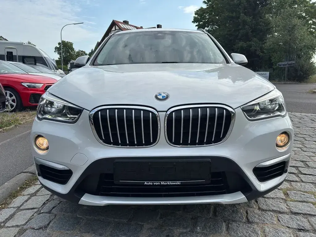 Gebraucht BMW X1 Sport Line 190 PS (139 kW) 2019 Weiß SUV