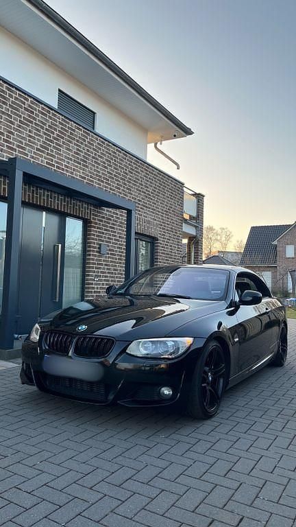 Gebraucht BMW 335 Cabriolet Performance 306 PS (225 kW) 2011 Schwarz Cabrio