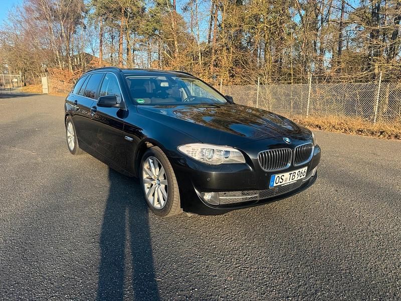 Gebraucht 2012 BMW 520 Kombi | 9.490 € (Fairer Preis) - Bild 1/4