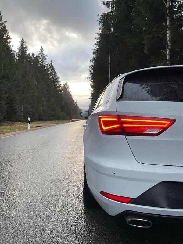 Gebraucht Seat Leon 4Drive 300 PS (220 kW) 2020 Weiß Kombi