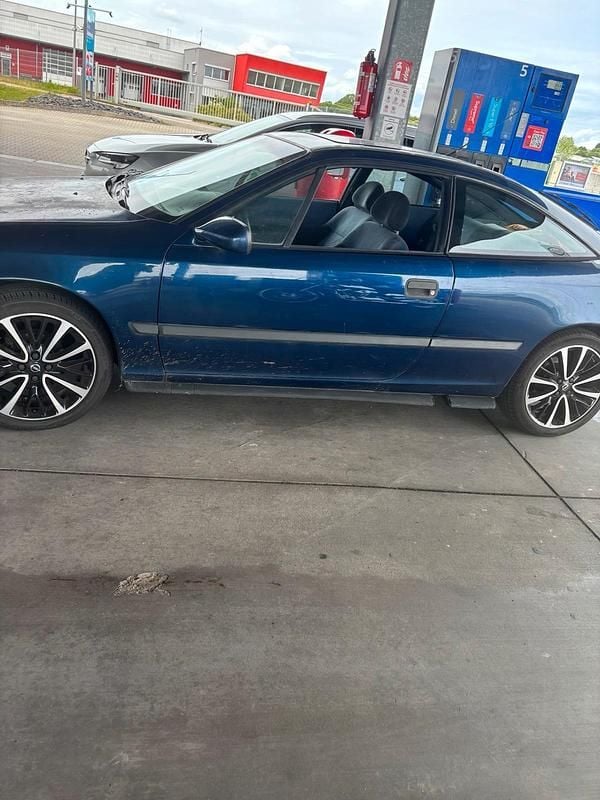 Gebraucht Opel Calibra 115 PS (84 kW) 1990 Blau Coupé