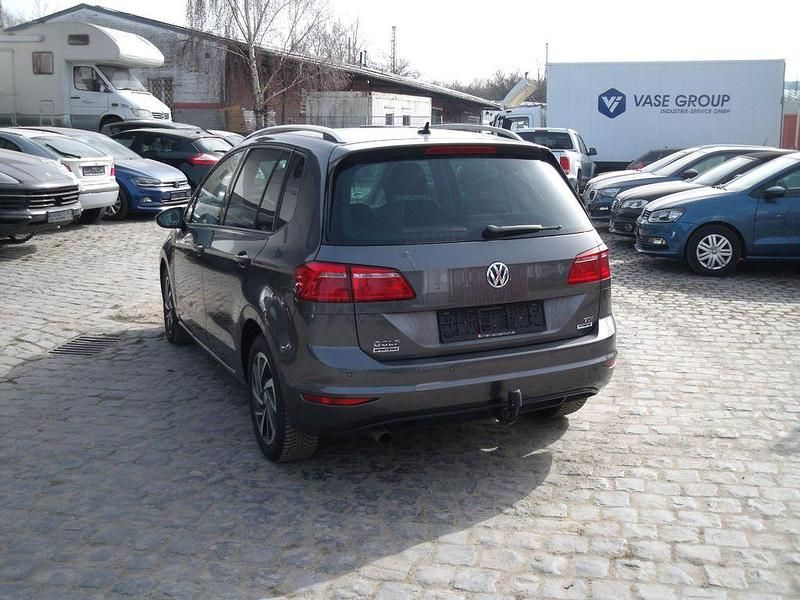 Gebraucht VW Golf VII Sound 116 PS (85 kW) 2017 Grau Limousine