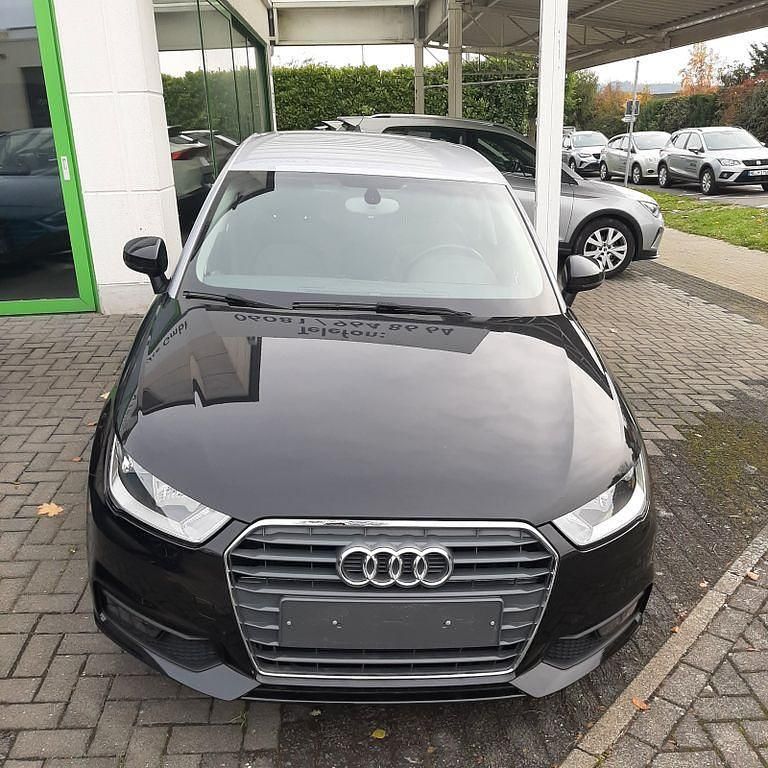 Schwarz Gebraucht 2018 Audi A1 Sportback Sport Kleinwagen | 15.500 € (Fairer Preis) - Bild 1/4