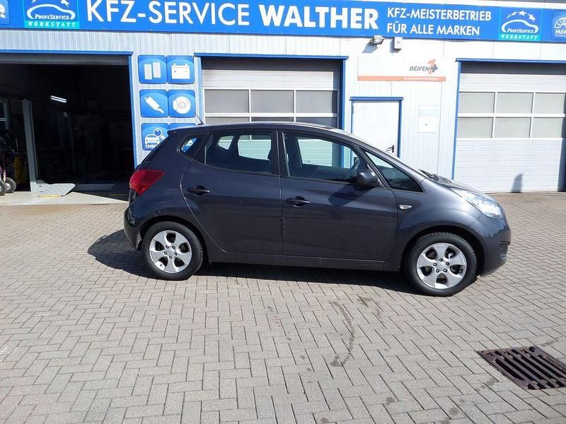 Gebraucht Kia Venga Edition 7 125 PS (91 kW) 2015 Grau Kleinwagen