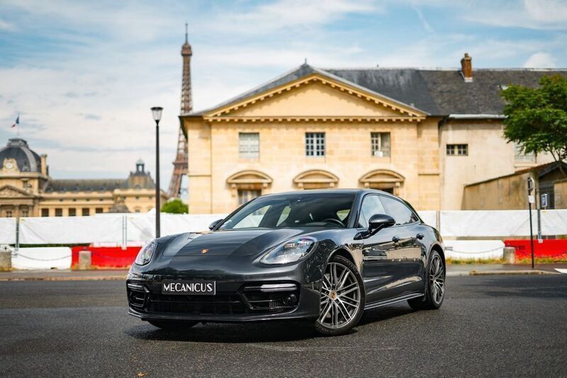 Grau Gebraucht 2020 Porsche Panamera 4 Sport Turismo Limousine | 79.900 € (Fairer Preis) - Bild 1/4