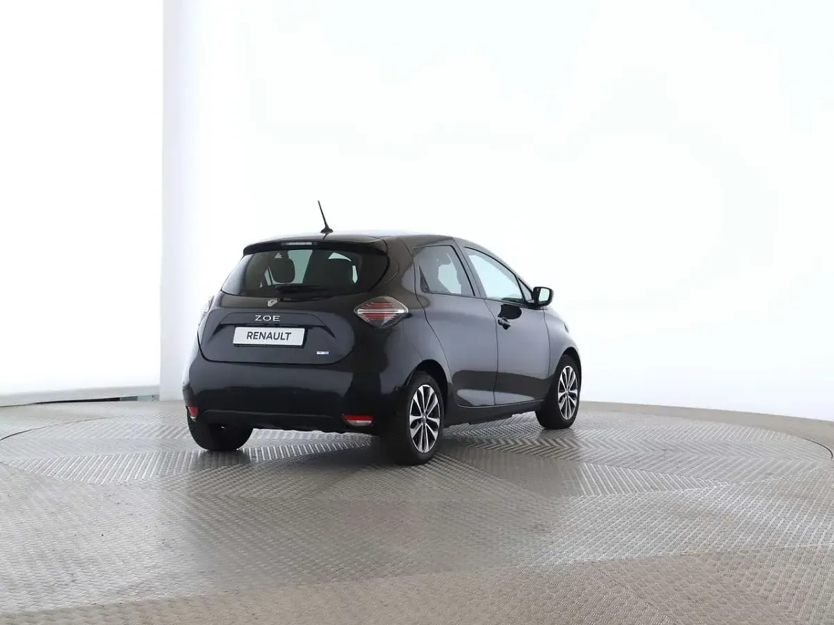 Gebraucht Renault Zoe Intens 50 kW (69 PS) 2021 Blackpearlschwarz Kleinwagen