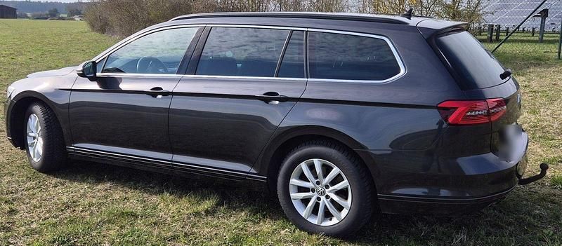 Gebraucht VW Passat 179 PS (131 kW) 2017 Grau Kombi