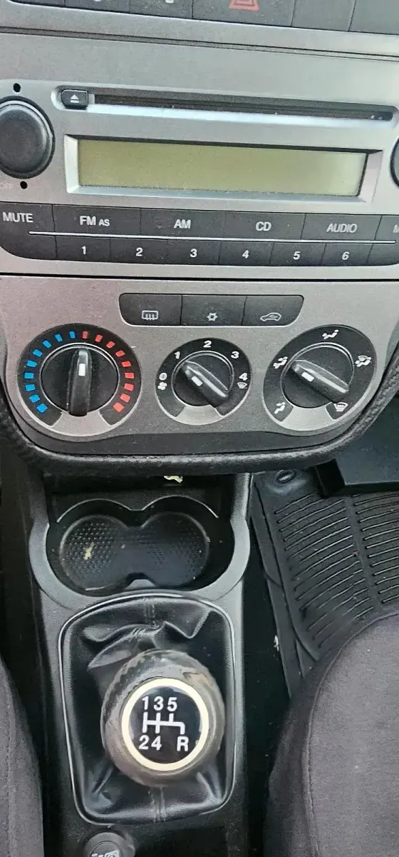Gebraucht Fiat Punto 90 PS (66 kW) 2007 Blau Kleinwagen