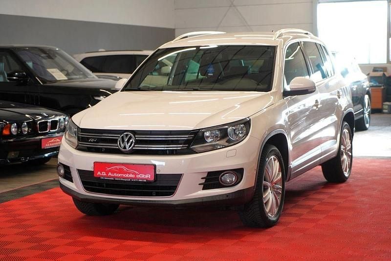 Weiß Gebraucht 2012 VW Tiguan Sportline SUV | 7.950 € (Guter Preis) - Bild 1/4