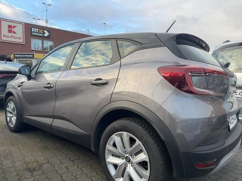 Second-hand Renault Captur Evolution 91 CP (66 kW) 2022 Gri SUV