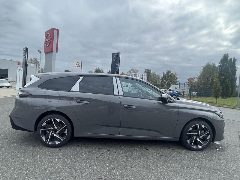 Neu Peugeot 308 SW Allure 131 PS (96 kW) 2025 Grau Kombi