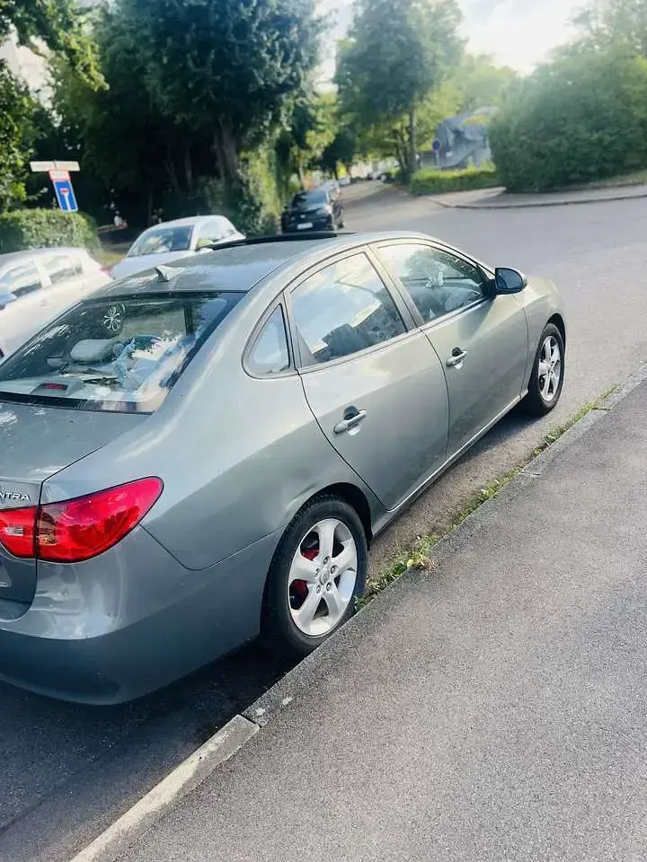Gebraucht Hyundai Elantra GLS 143 PS (105 kW) 2009 Limousine