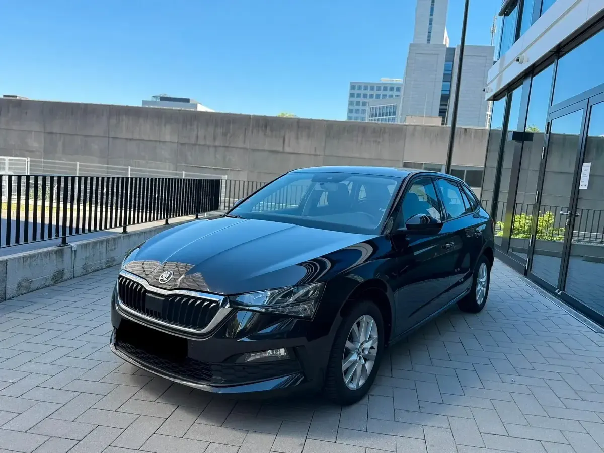 Gebraucht Skoda Scala Ambition 116 PS (85 kW) 2020 Schwarz Kleinwagen