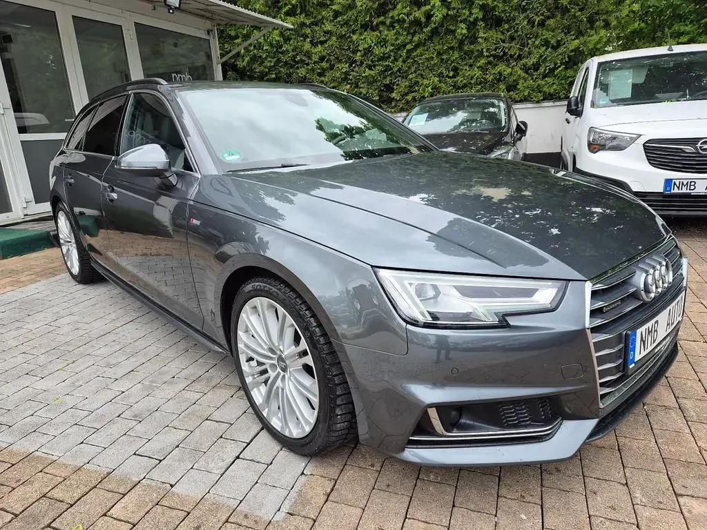 Gebraucht Audi A4 S-Line 218 PS (160 kW) 2016 Grau Kombi