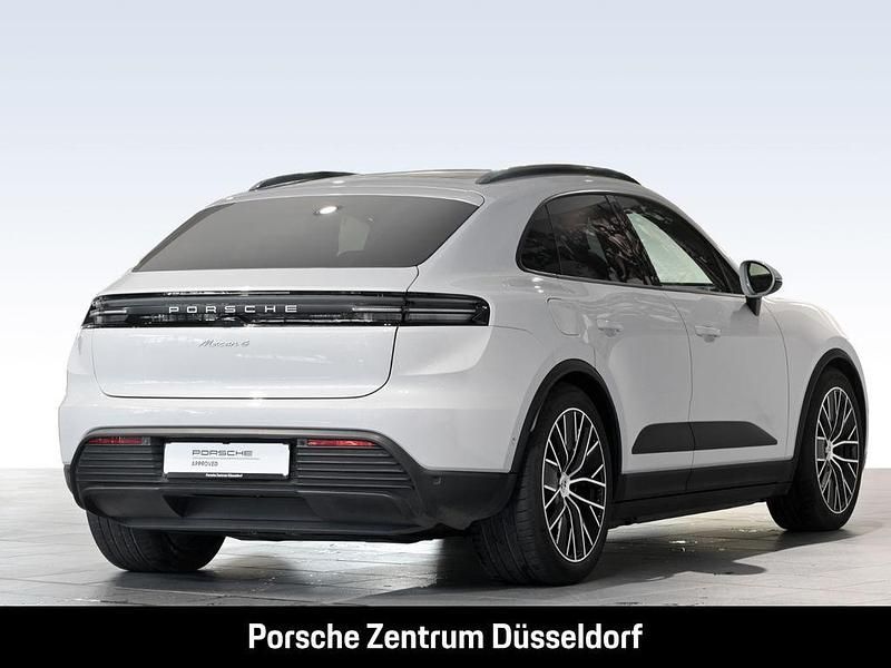 Second-hand Porsche Macan 300 kW (408 CP) 2024 Gri SUV
