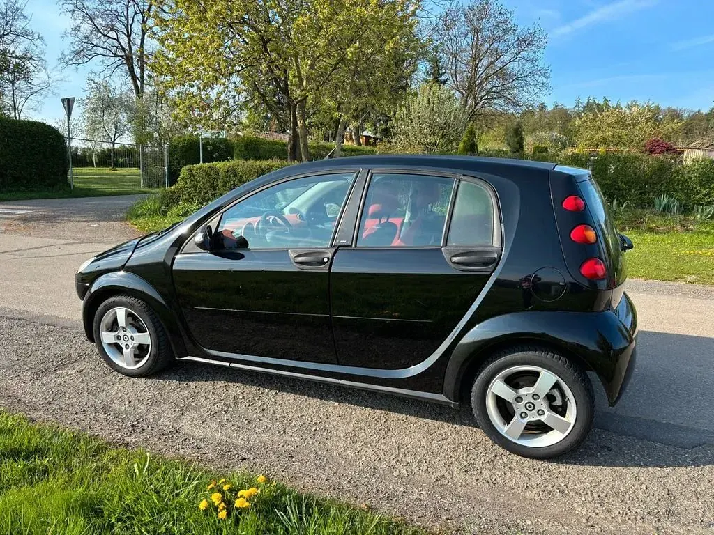Usata Smart ForFour 95 CV (69 kW) 2005 Nero Utilitaria