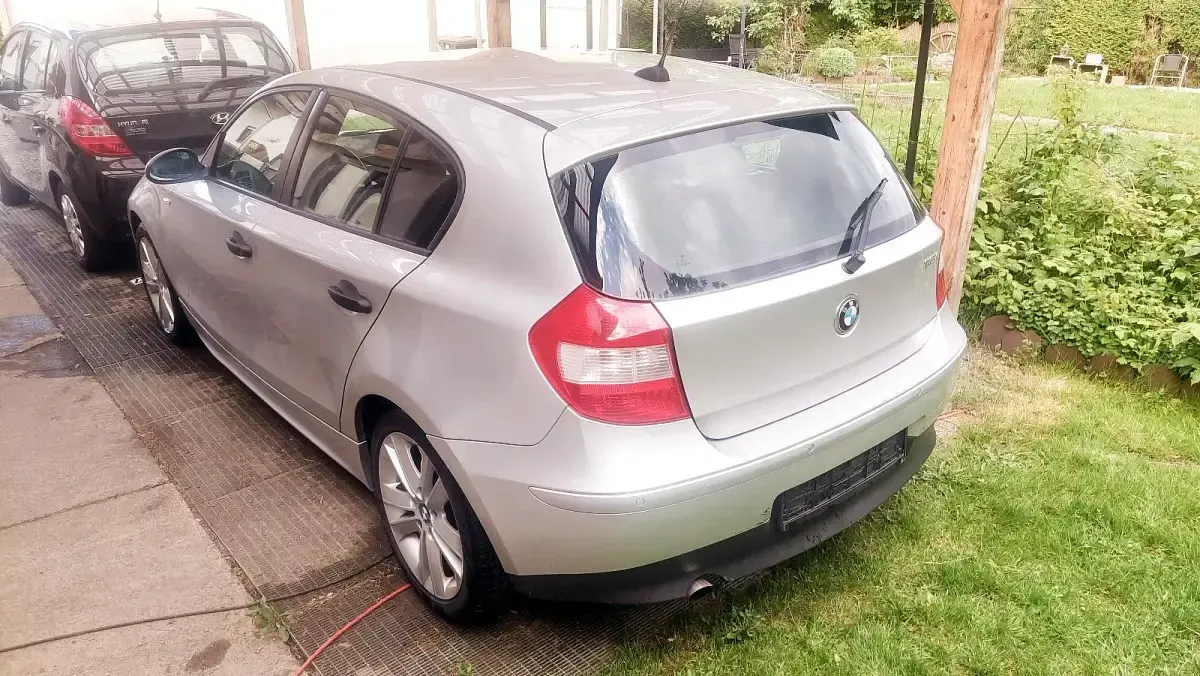 Gebraucht BMW 116 115 PS (84 kW) 2005 Silber Kleinwagen